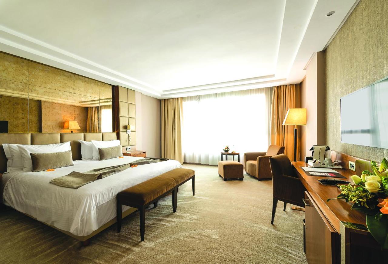 Le Palace D'Anfa Касабланка Экстерьер фото A room at the InterContinental Paris Le Grand