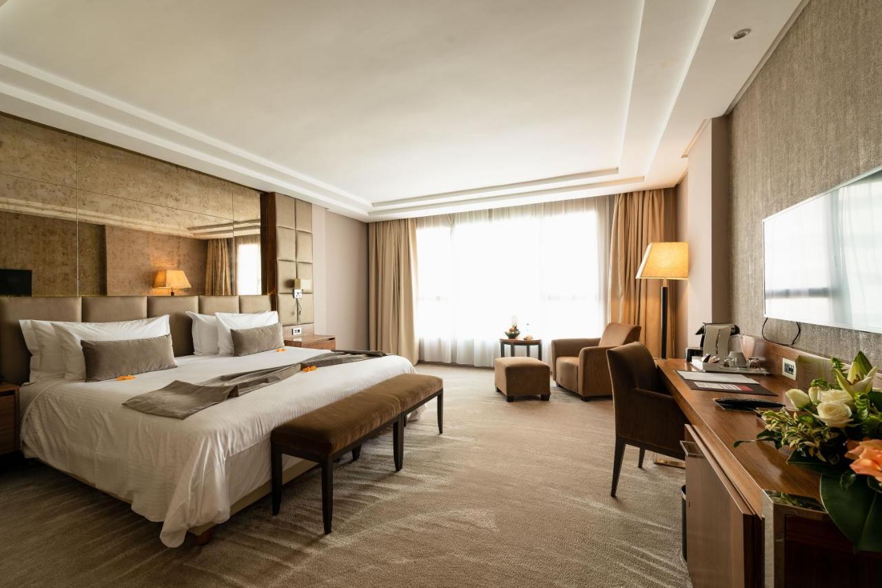 Le Palace D'Anfa Касабланка Экстерьер фото A room at the InterContinental Paris Le Grand