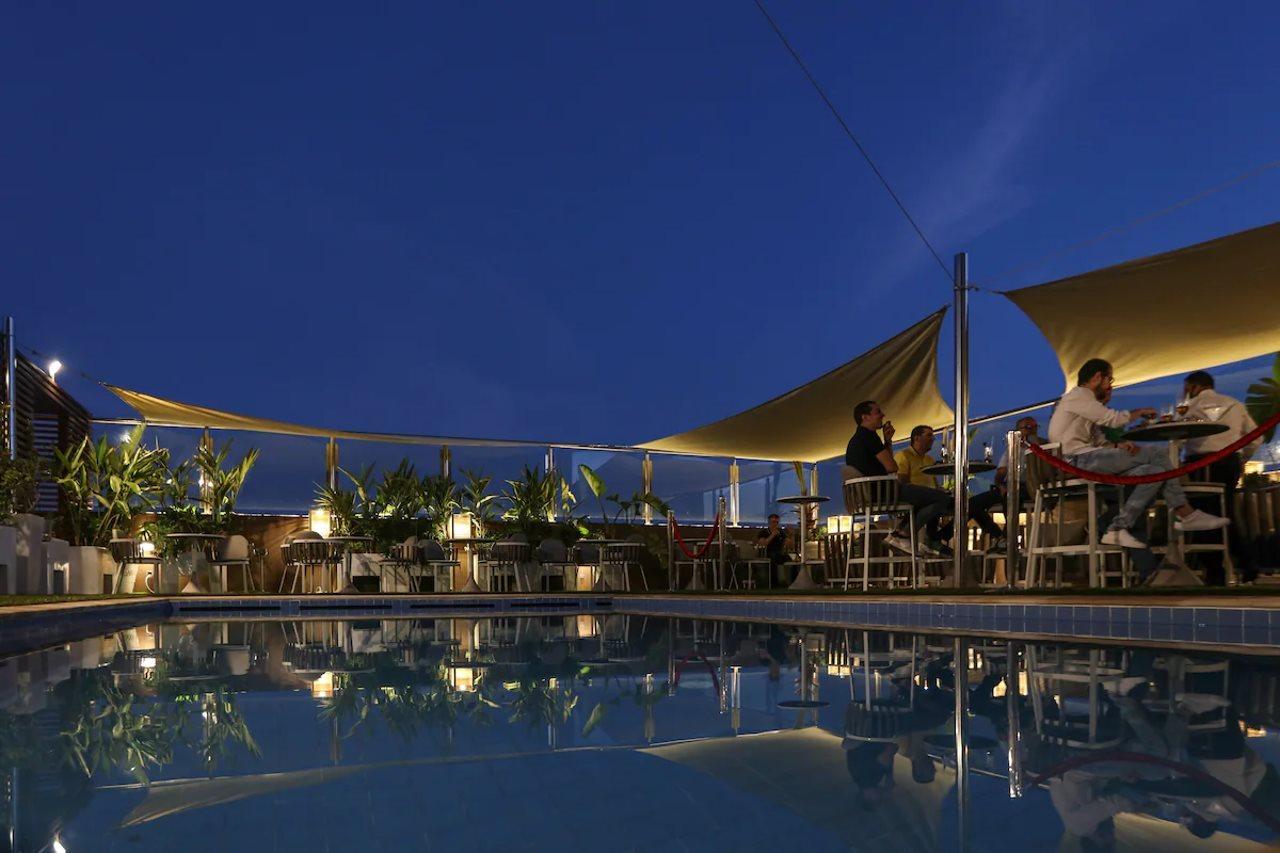 Le Palace D'Anfa Касабланка Экстерьер фото The pool at the Sky Bar